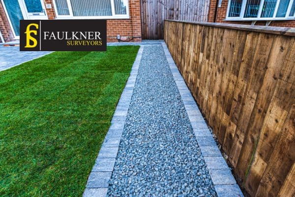 Can my Neighbour attach a fence to my wall? 3 Property Boundaries and the Basics of Land Boundaries Bury-st-Edmunds