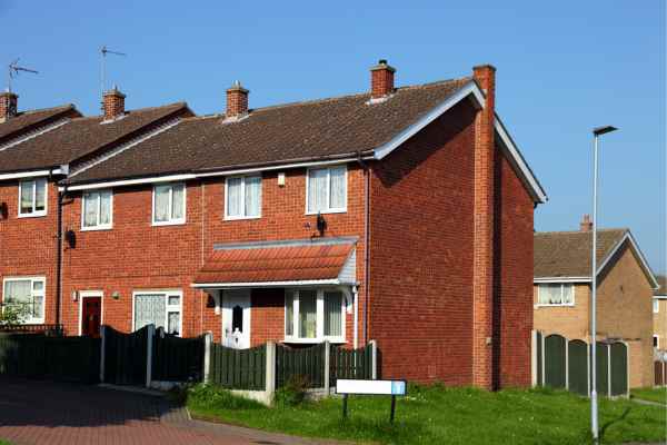 Can I Alter The Party Wall Surveyor? - A Crucial Guide From Faulkner Surveyors 3 Do you want to change the party wall surveyor you are using? Get the best results from Faulkners Bury-st-Edmunds NOW!