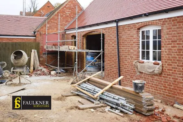 What is the minimum distance between 2 houses? 2 Distance Between Two Houses : Party Wall Surveyors Bury-st-Edmunds