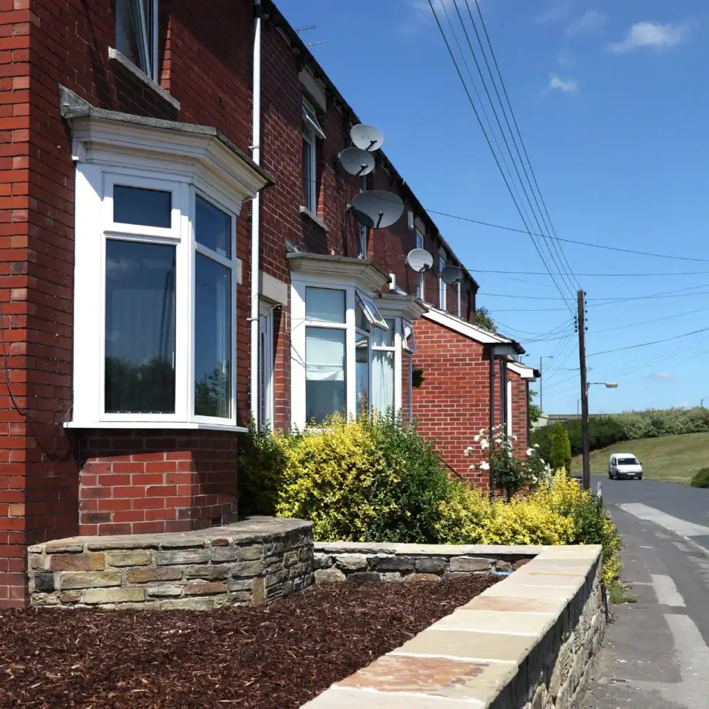 Can a Neighbour Remove Survey Stakes? 3 Min Critical Guide to Avoid Legal Issues 2 Faulkner Party Wall Surveyors Bury-st-Edmunds : Can My Neighbour Remove Survey Skates